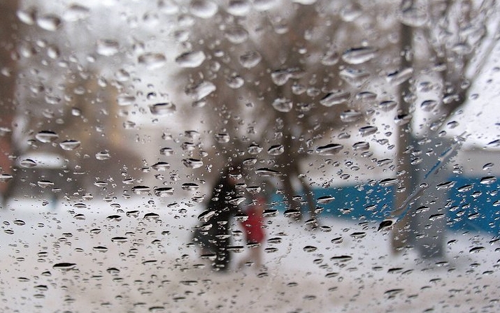 condensation on the windshield